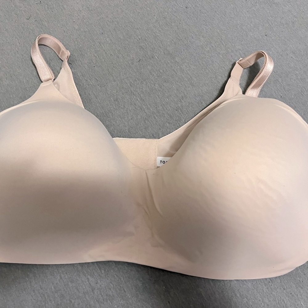 Brand new without tags wire-free nude Torrid Bra 54B